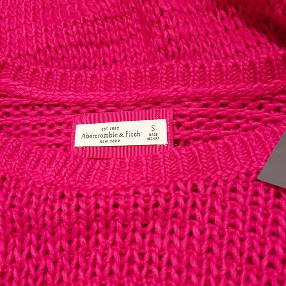 NWT Abercrombie & Fitch Loose Knit Long Sleeve Hot Pink Sweater Size Small - Picture 7 of 8